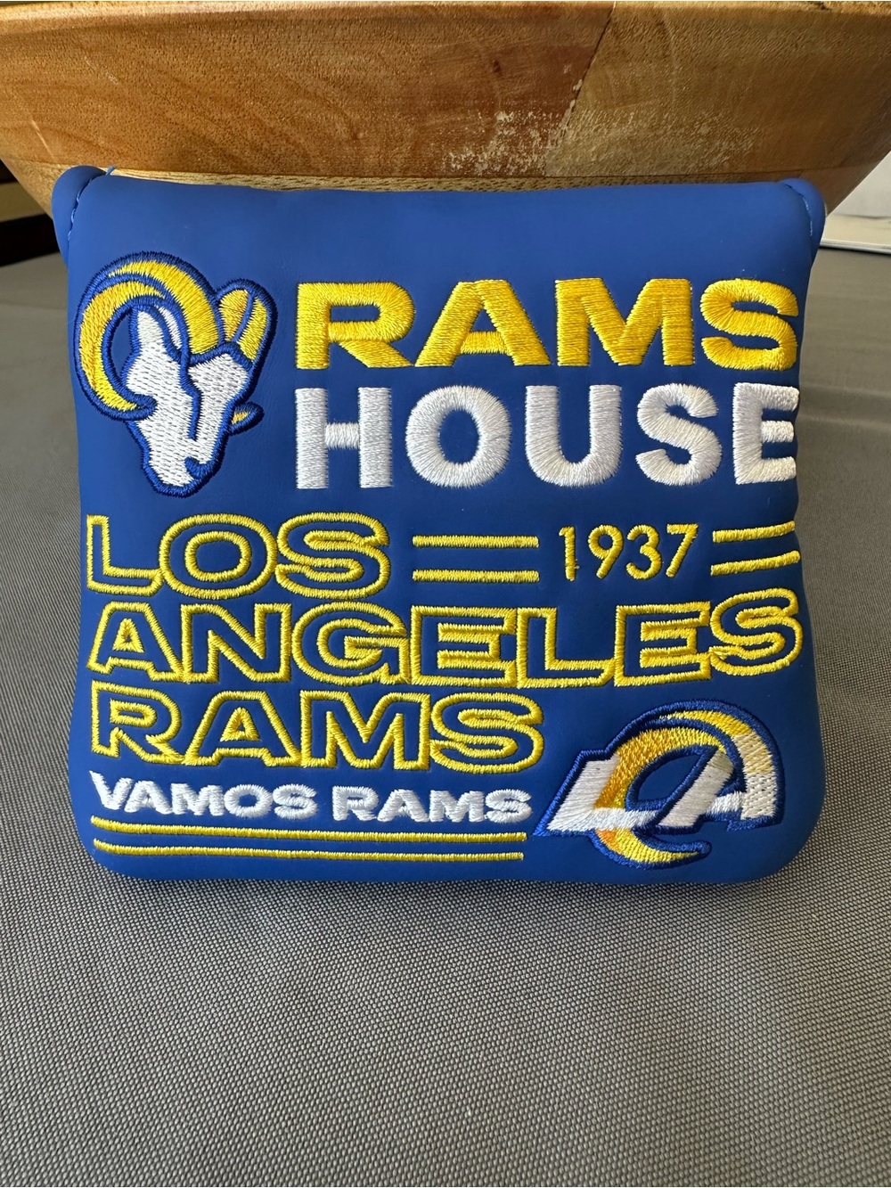 Taylormade Los Angeles Rams mallet putter headcover